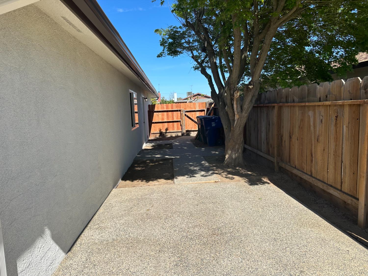 300 Walnut St, Madera, CA 93637