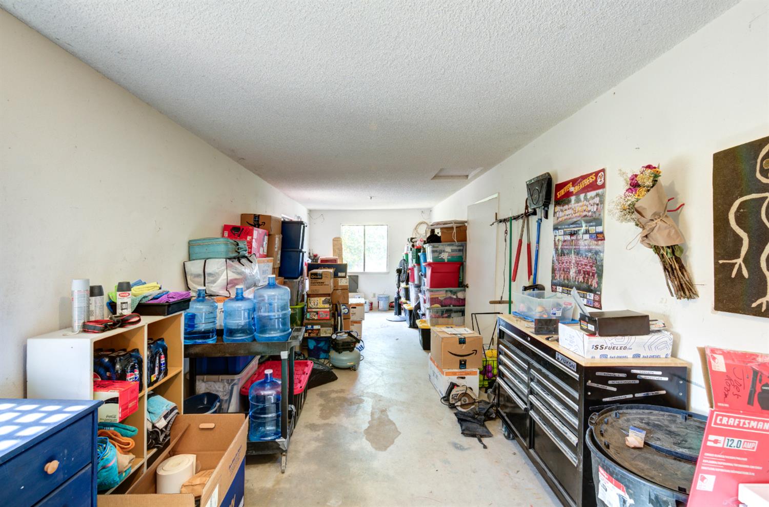 1359 W Moraga Rd, Fresno, CA 93711