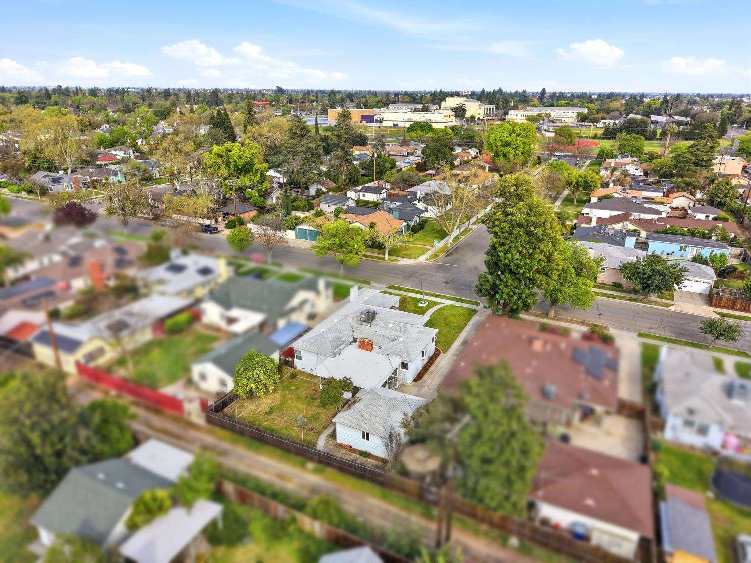 1647 N Harrison Ave, Fresno, CA 93704