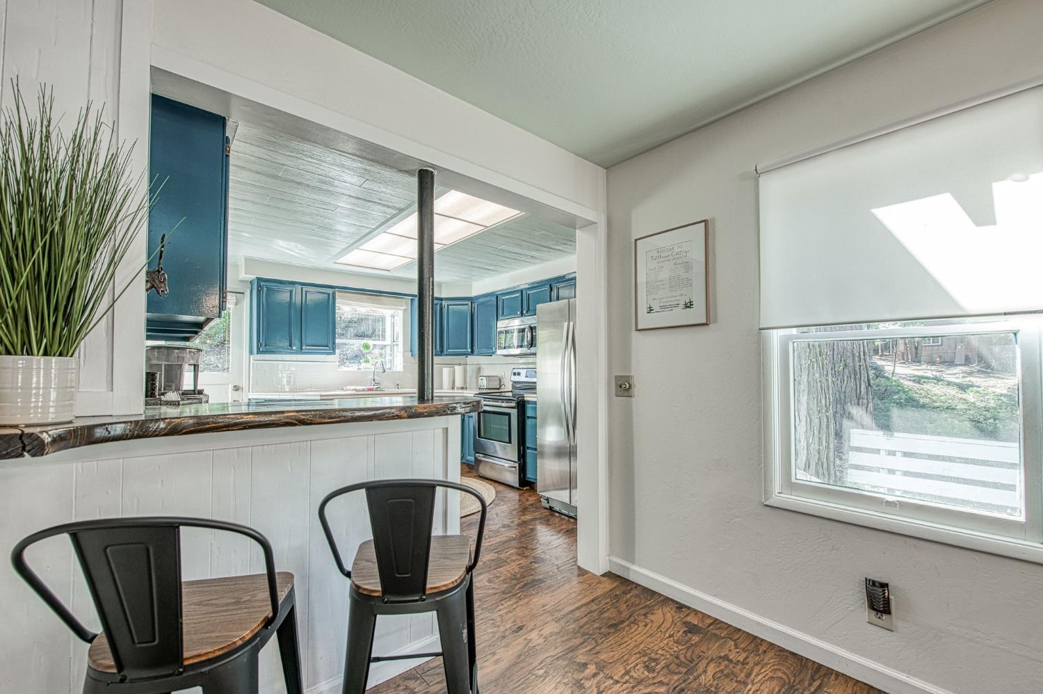 42009 Tollhouse Rd, Shaver Lake, CA 93664