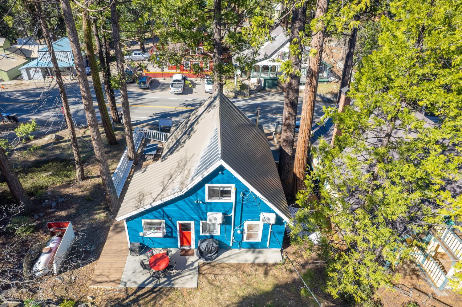 42009 Tollhouse Rd, Shaver Lake, CA 93664