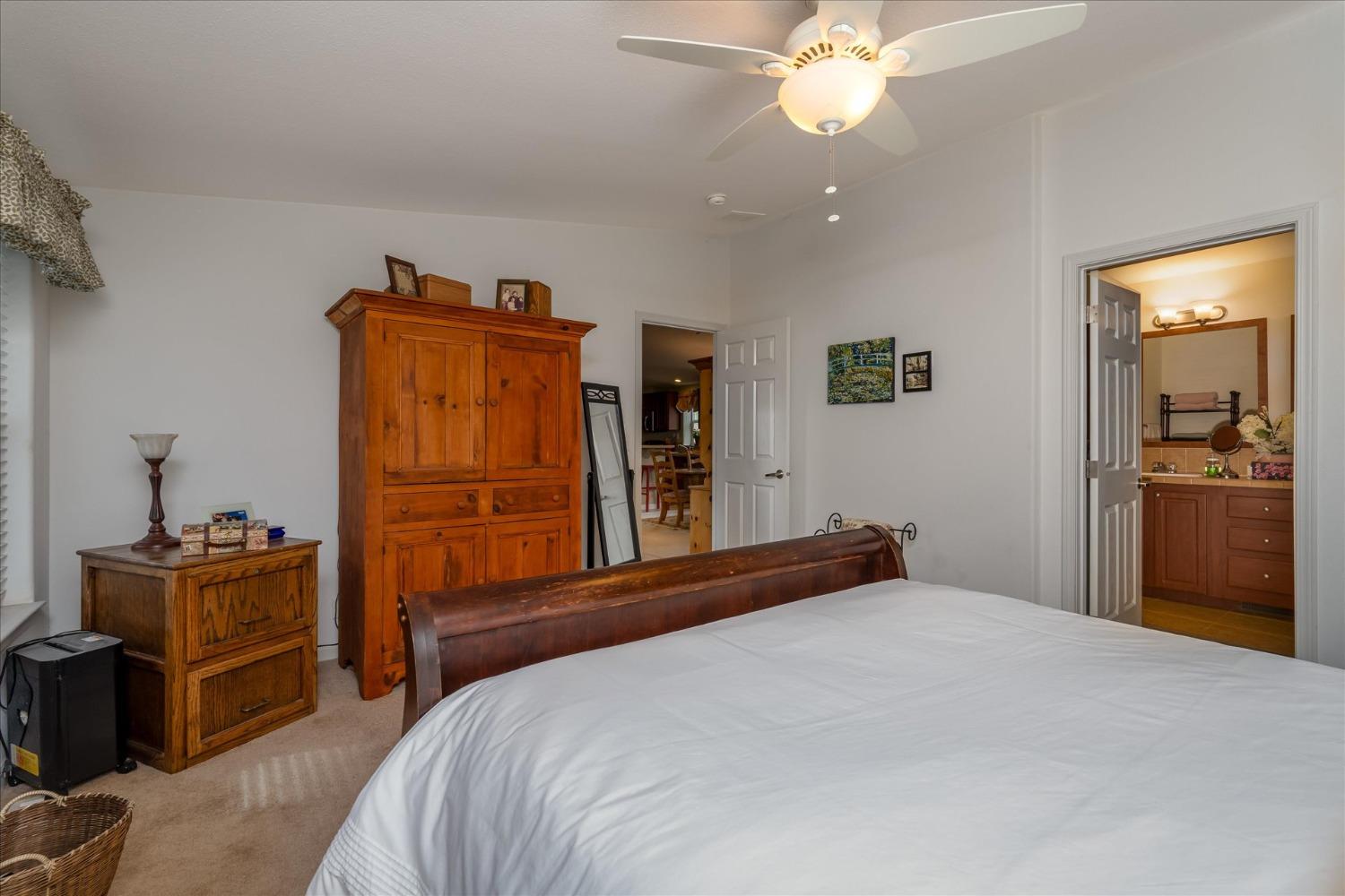 43555 Highway 41 #47, Oakhurst, CA 93644