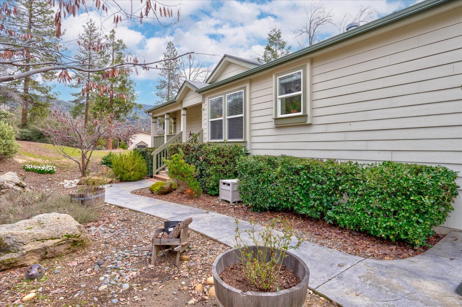 43555 Highway 41 #47, Oakhurst, CA 93644