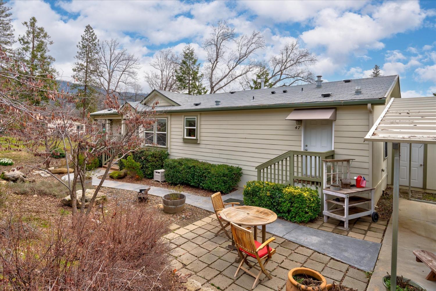 43555 Highway 41 #47, Oakhurst, CA 93644