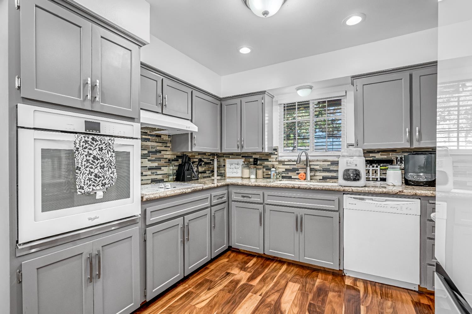 3415 W Oswego Ave, Fresno, CA 93711