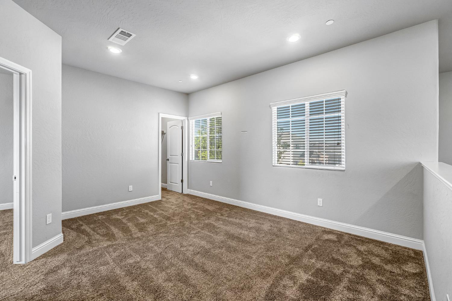 4158 Duncan Ave, Clovis, CA 93619