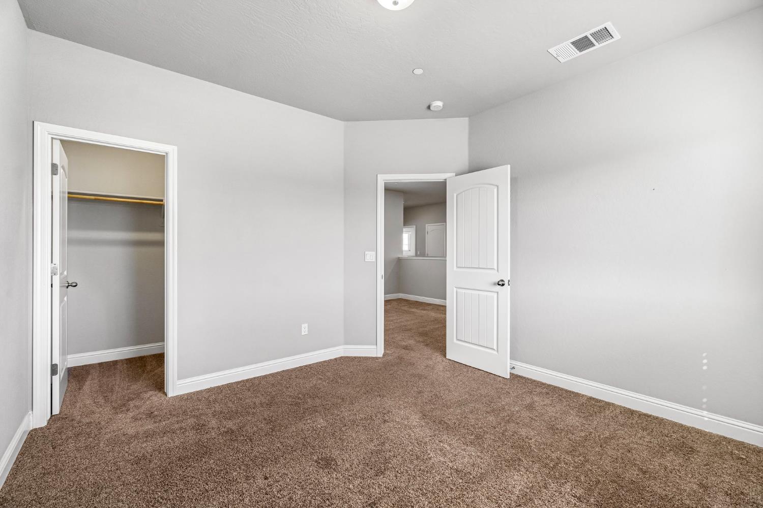 4158 Duncan Ave, Clovis, CA 93619