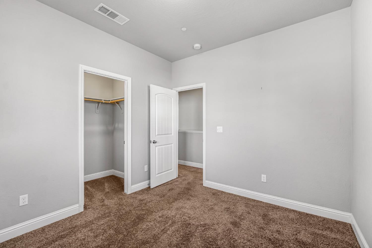 4158 Duncan Ave, Clovis, CA 93619