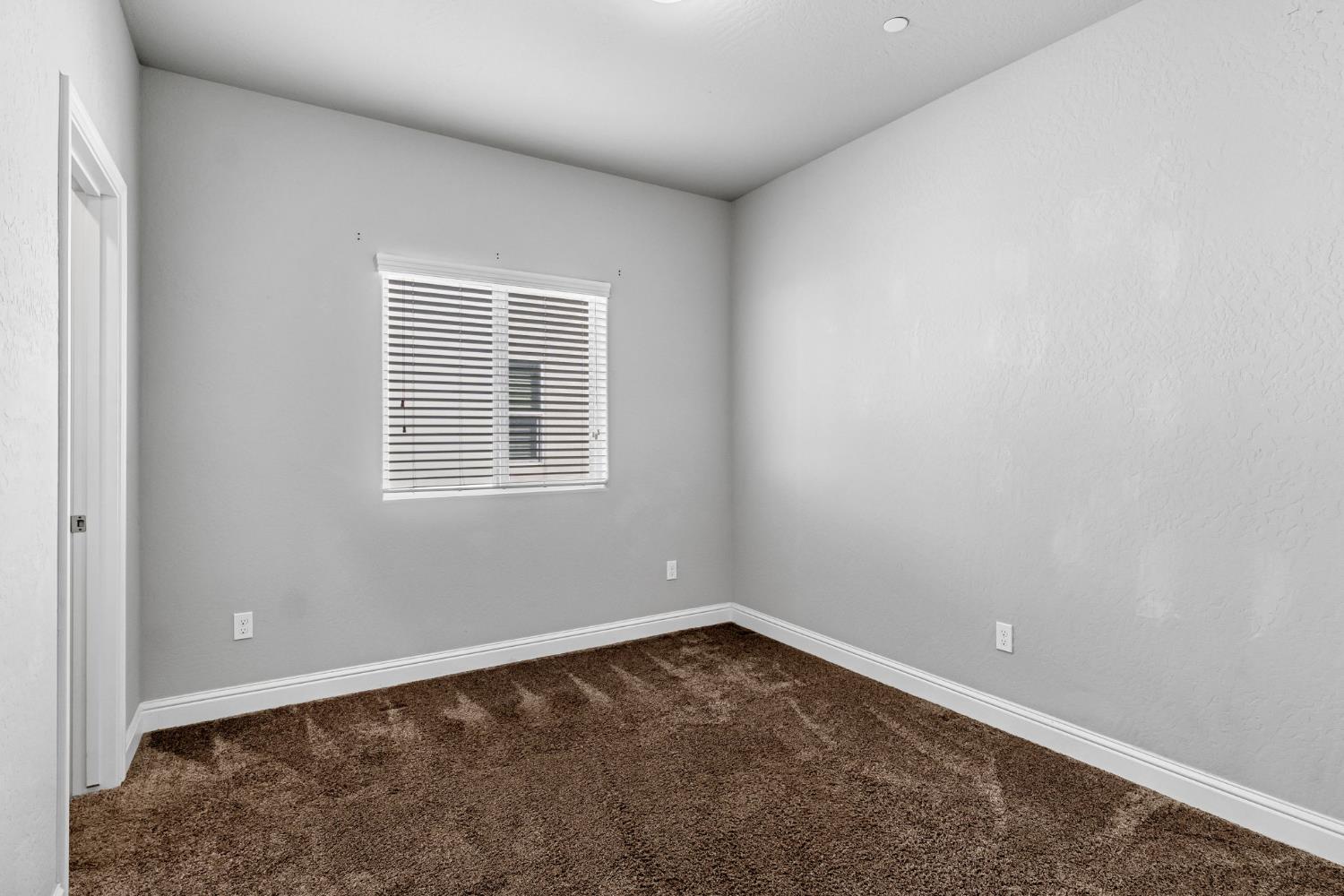 4158 Duncan Ave, Clovis, CA 93619