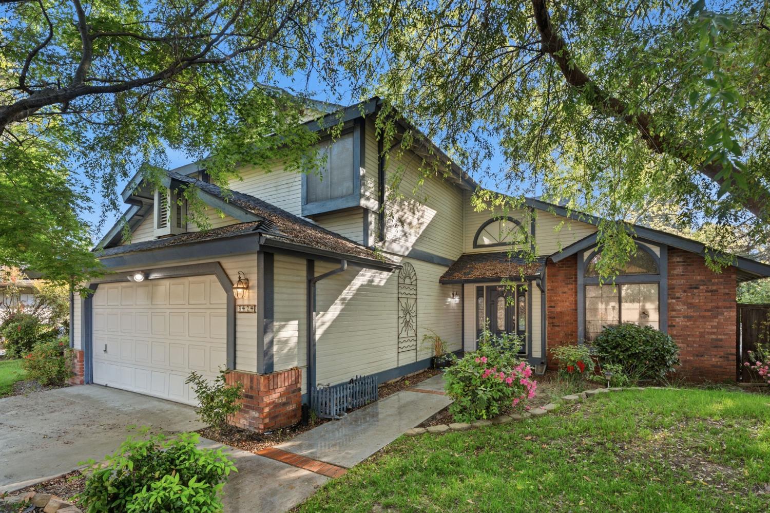 6424 N vagedes, Fresno, CA 93711