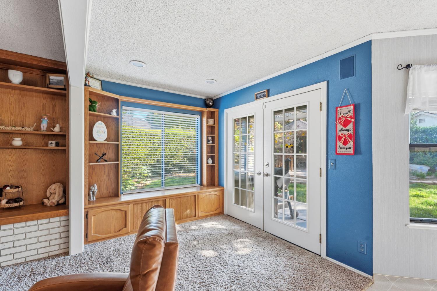 6424 N vagedes, Fresno, CA 93711