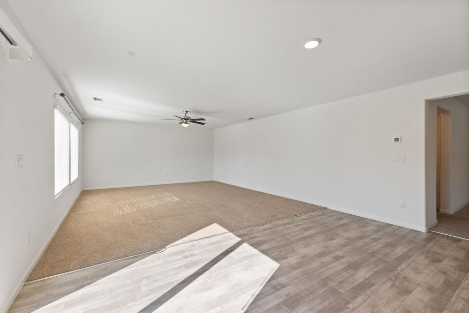 802 Reisling Ln, Coalinga, CA 93210