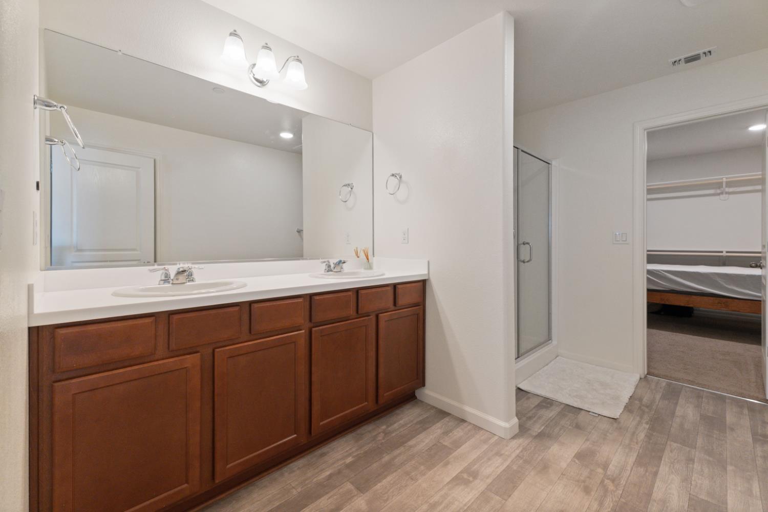 802 Reisling Ln, Coalinga, CA 93210