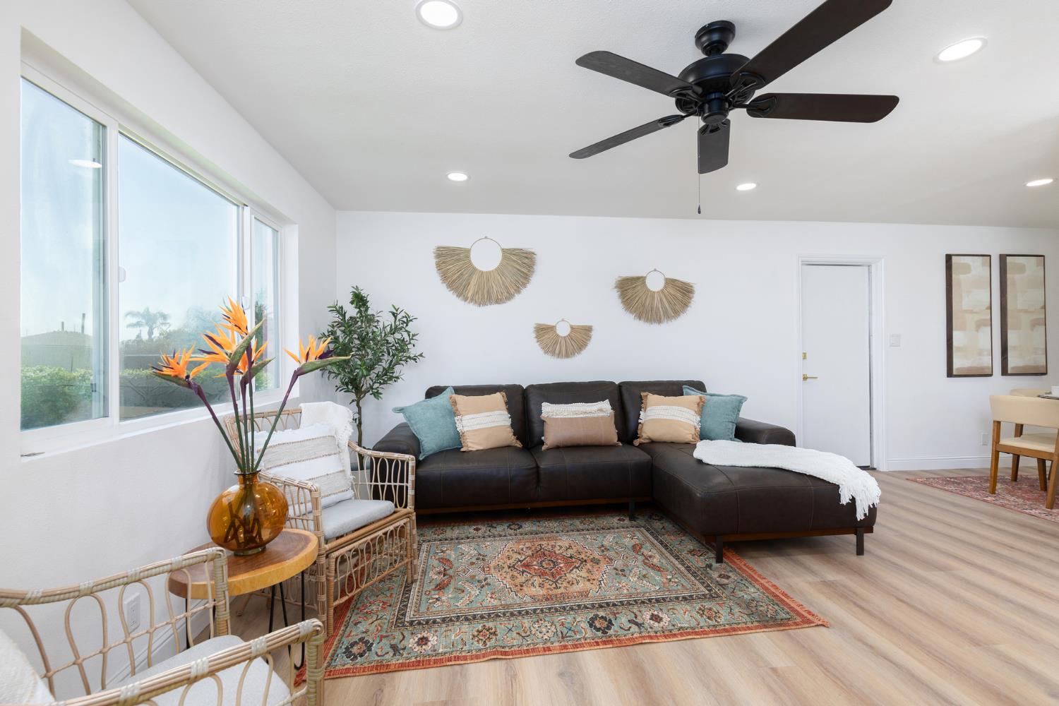 1185 E Evening Glow, Reedley, CA 93654