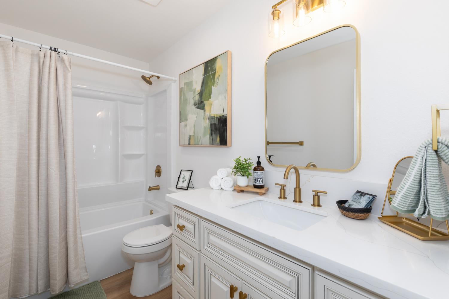 1185 E Evening Glow, Reedley, CA 93654