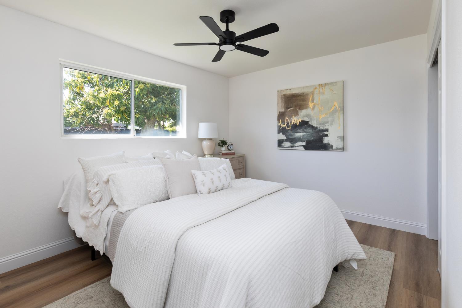 1185 E Evening Glow, Reedley, CA 93654