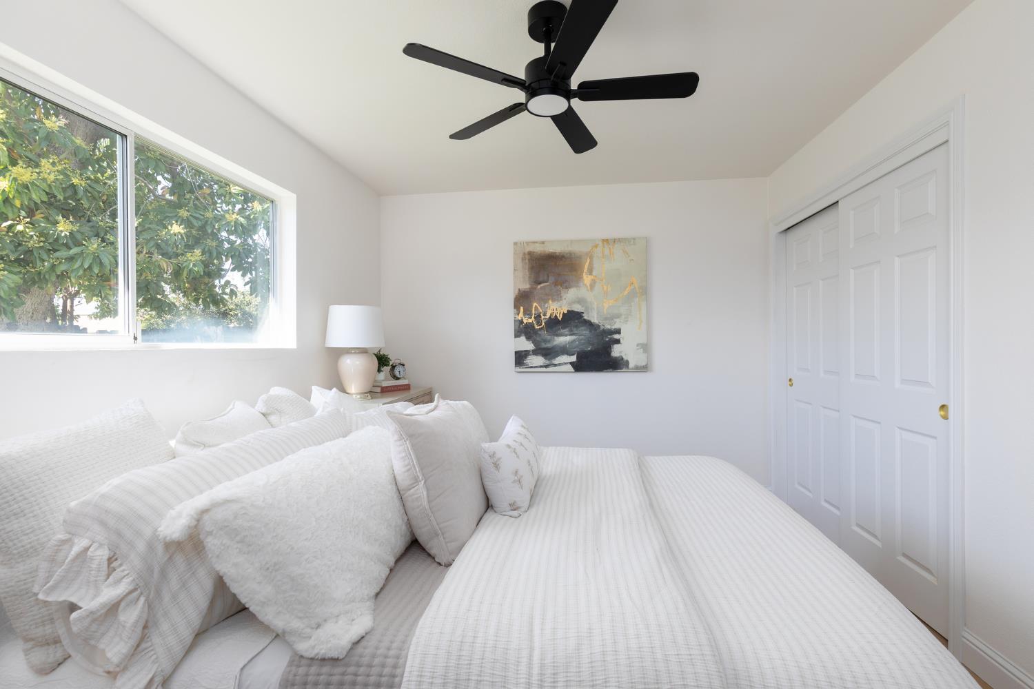 1185 E Evening Glow, Reedley, CA 93654