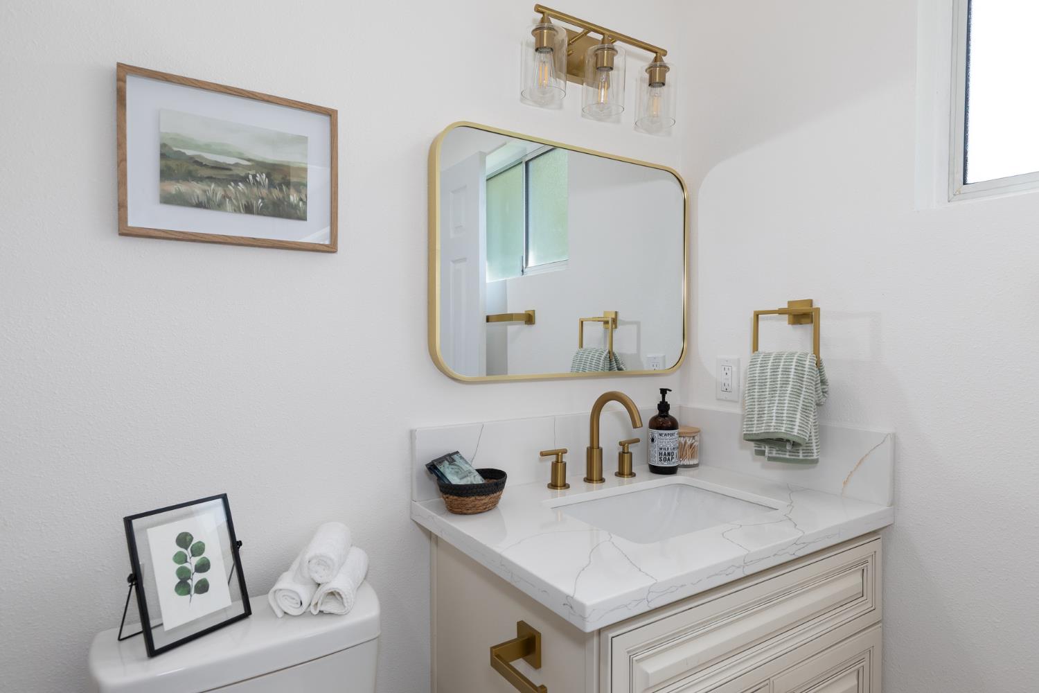 1185 E Evening Glow, Reedley, CA 93654