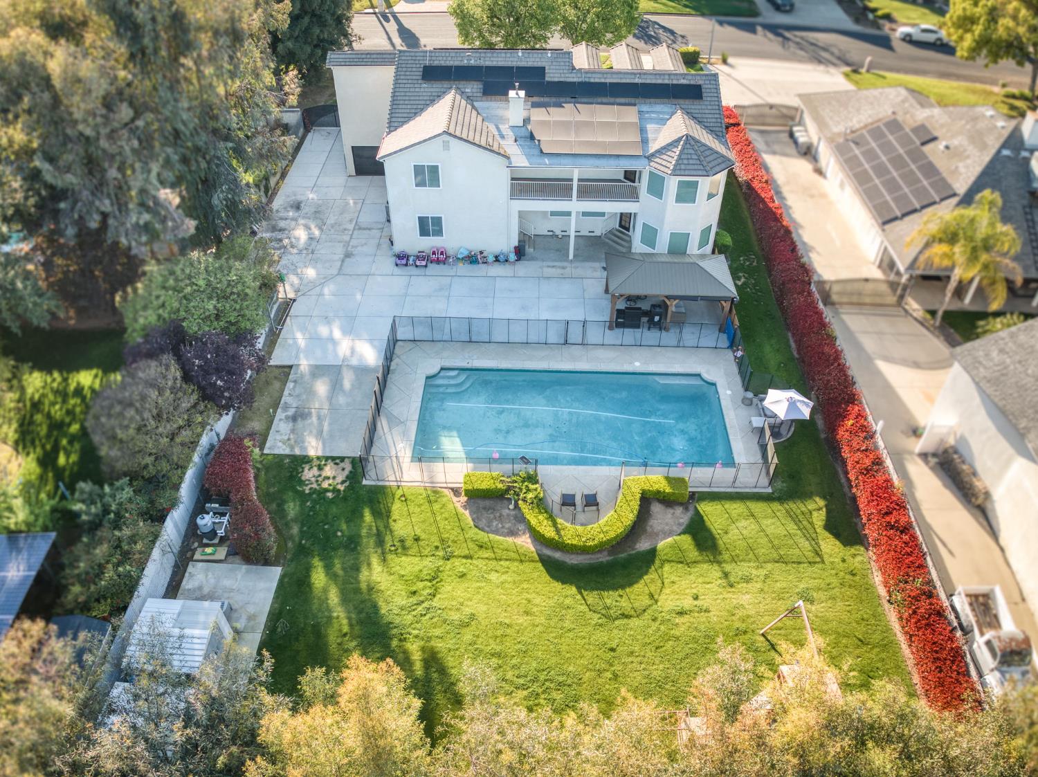 2853 Carolina Ave, Clovis, CA 93611