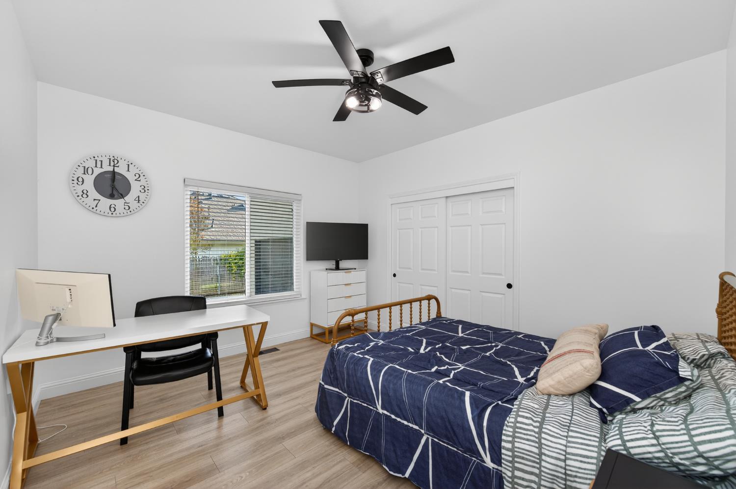 2853 Carolina Ave, Clovis, CA 93611