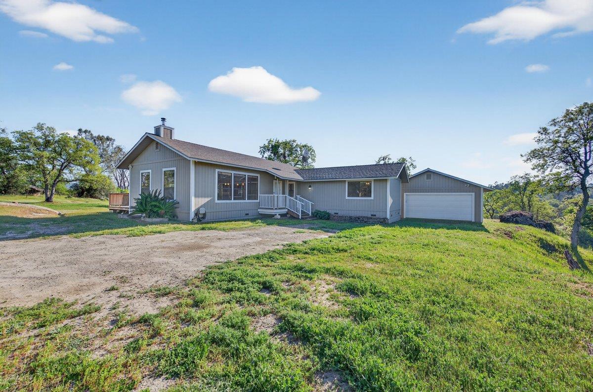 30919 Auberry Rd, Auberry, CA 93602