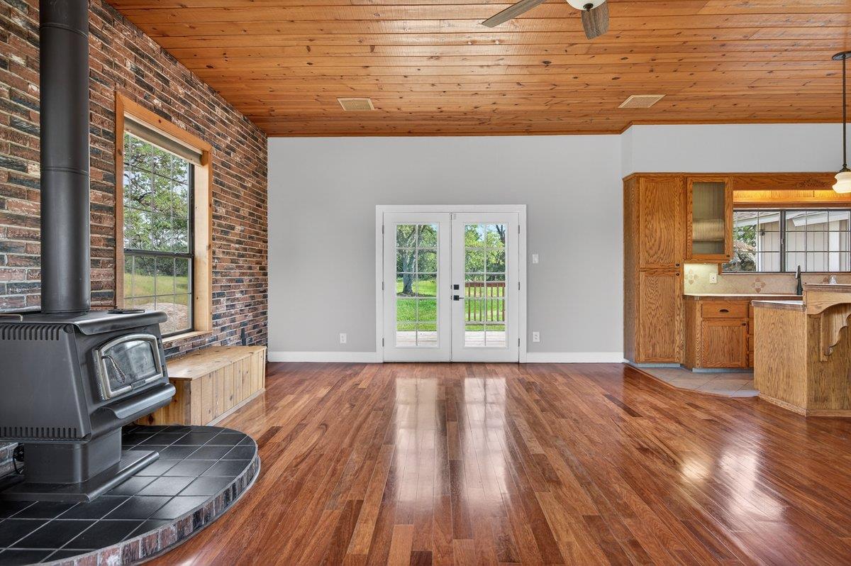 30919 Auberry Rd, Auberry, CA 93602