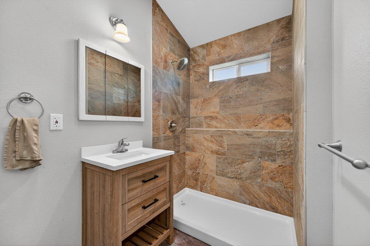 30919 Auberry Rd, Auberry, CA 93602