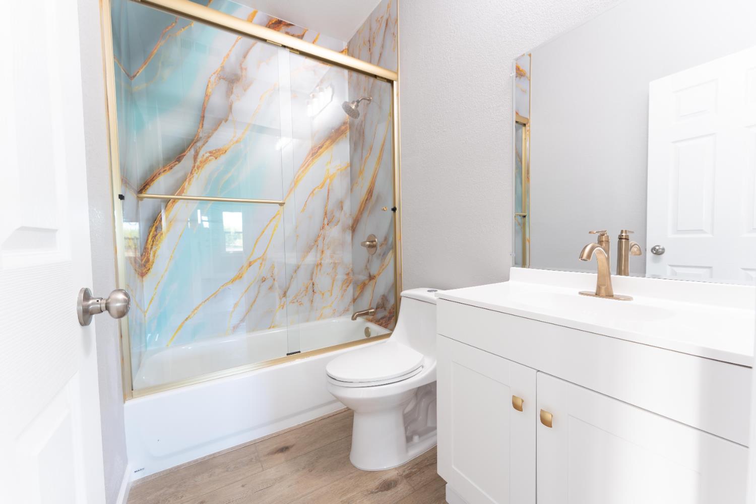 7380 14Th Ave, Hanford, CA 93230