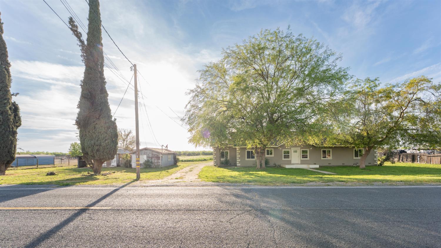 7380 14Th Ave, Hanford, CA 93230