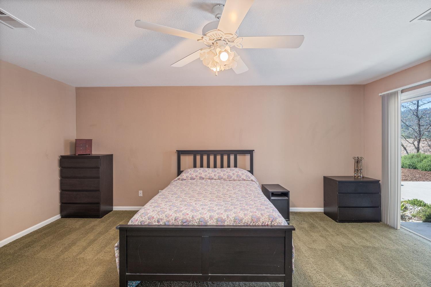 38778 Goldenrod Lane, Oakhurst, CA 93644