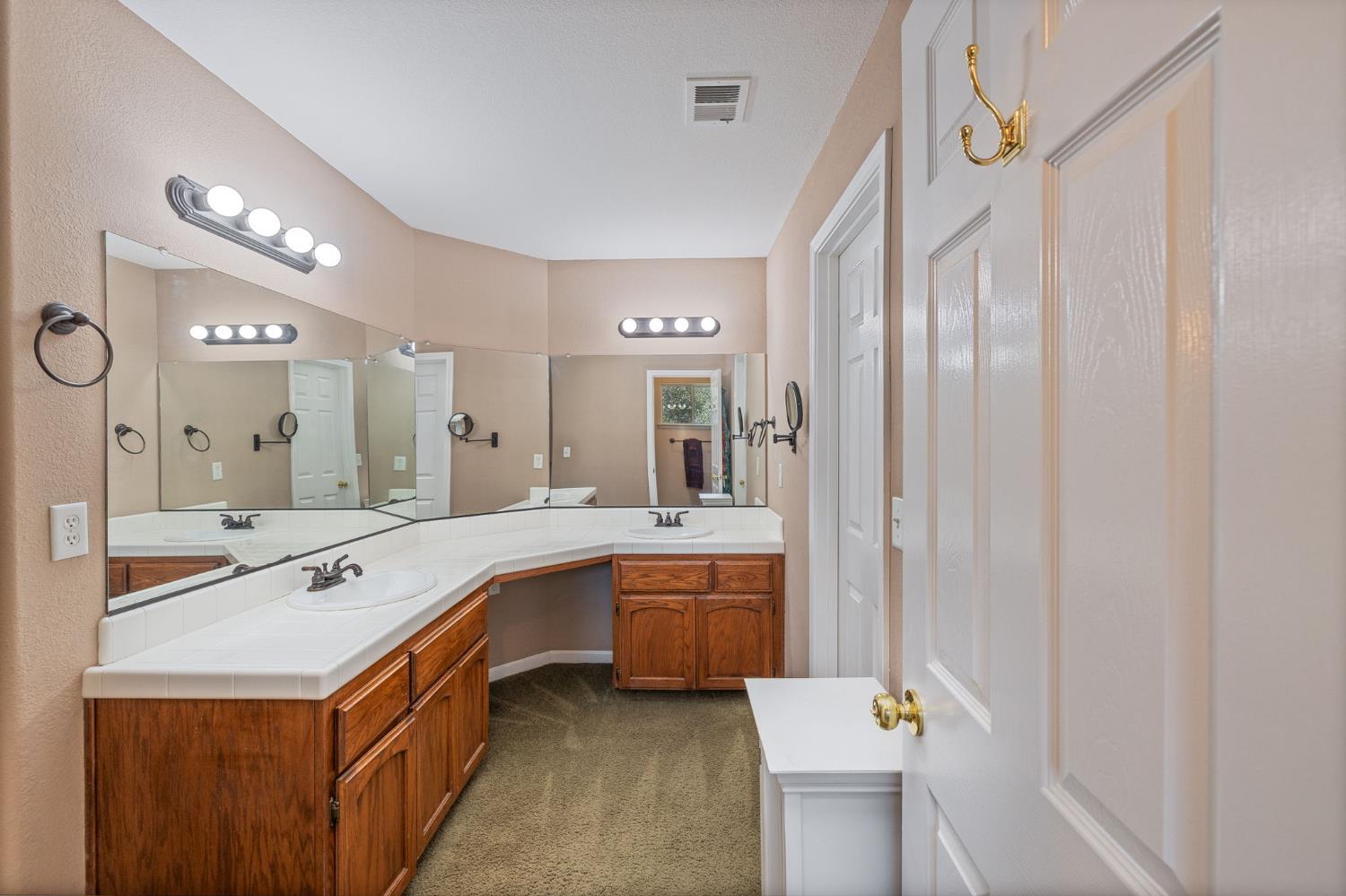 38778 Goldenrod Lane, Oakhurst, CA 93644