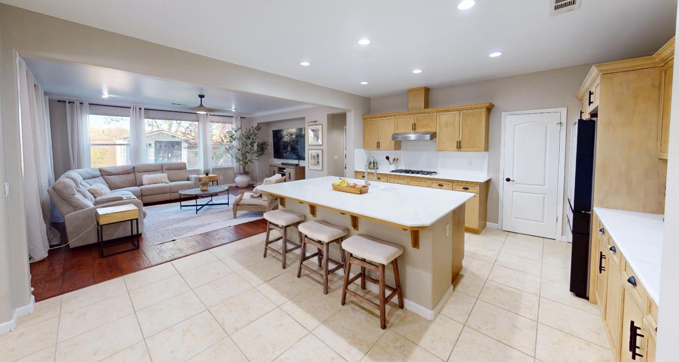 4153 Serena Ave, Clovis, CA 93619