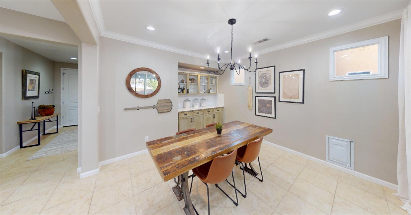 4153 Serena Ave, Clovis, CA 93619