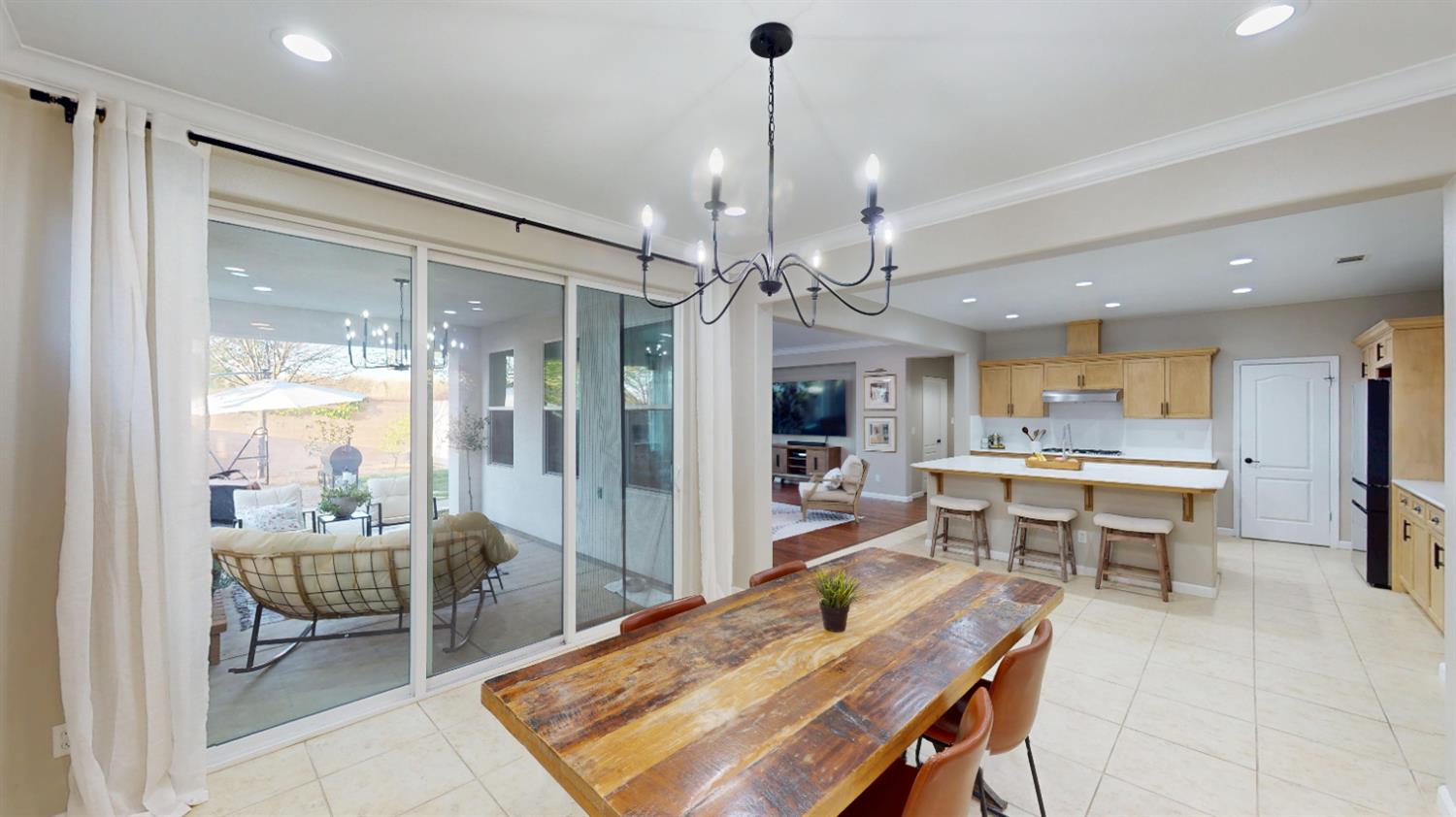 4153 Serena Ave, Clovis, CA 93619