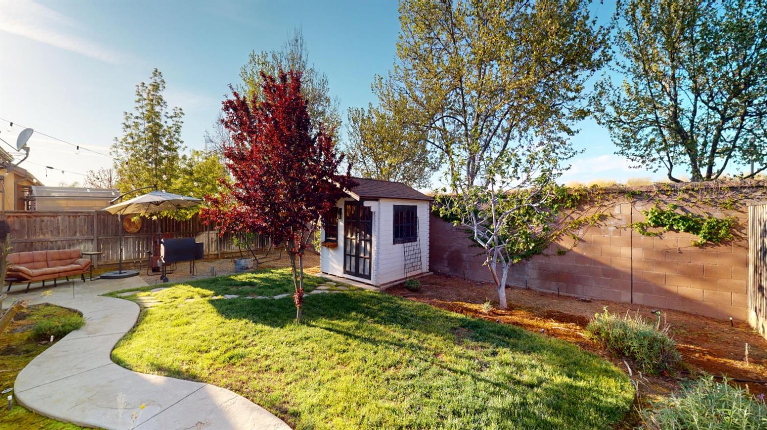 4153 Serena Ave, Clovis, CA 93619