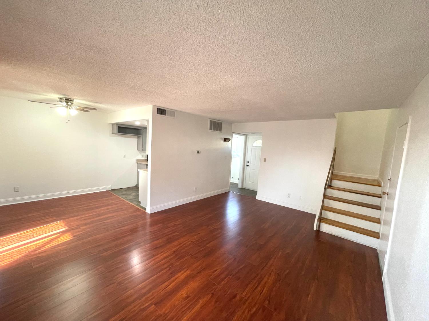 4929 N Winery Ave, Fresno, CA 93726