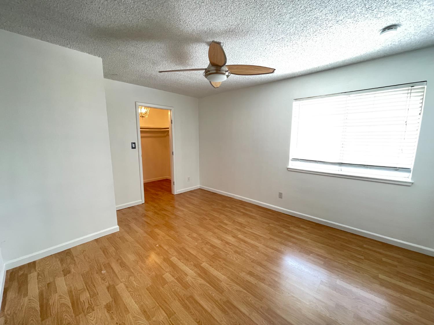 4929 N Winery Ave, Fresno, CA 93726