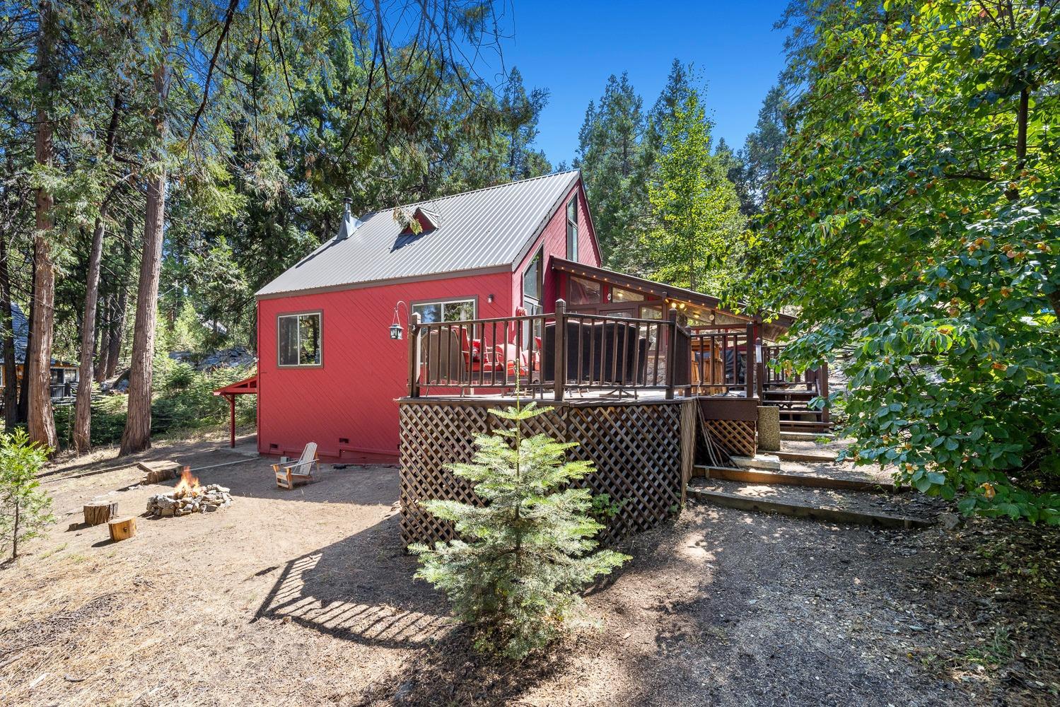 42316 Blue Meadow Ln, Shaver Lake, CA 93664