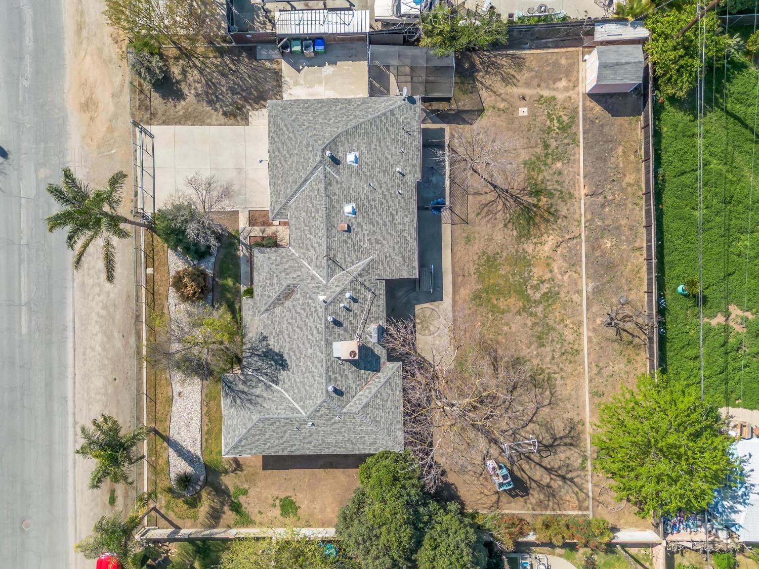 5017 E Washington Ave, Fresno, CA 93727