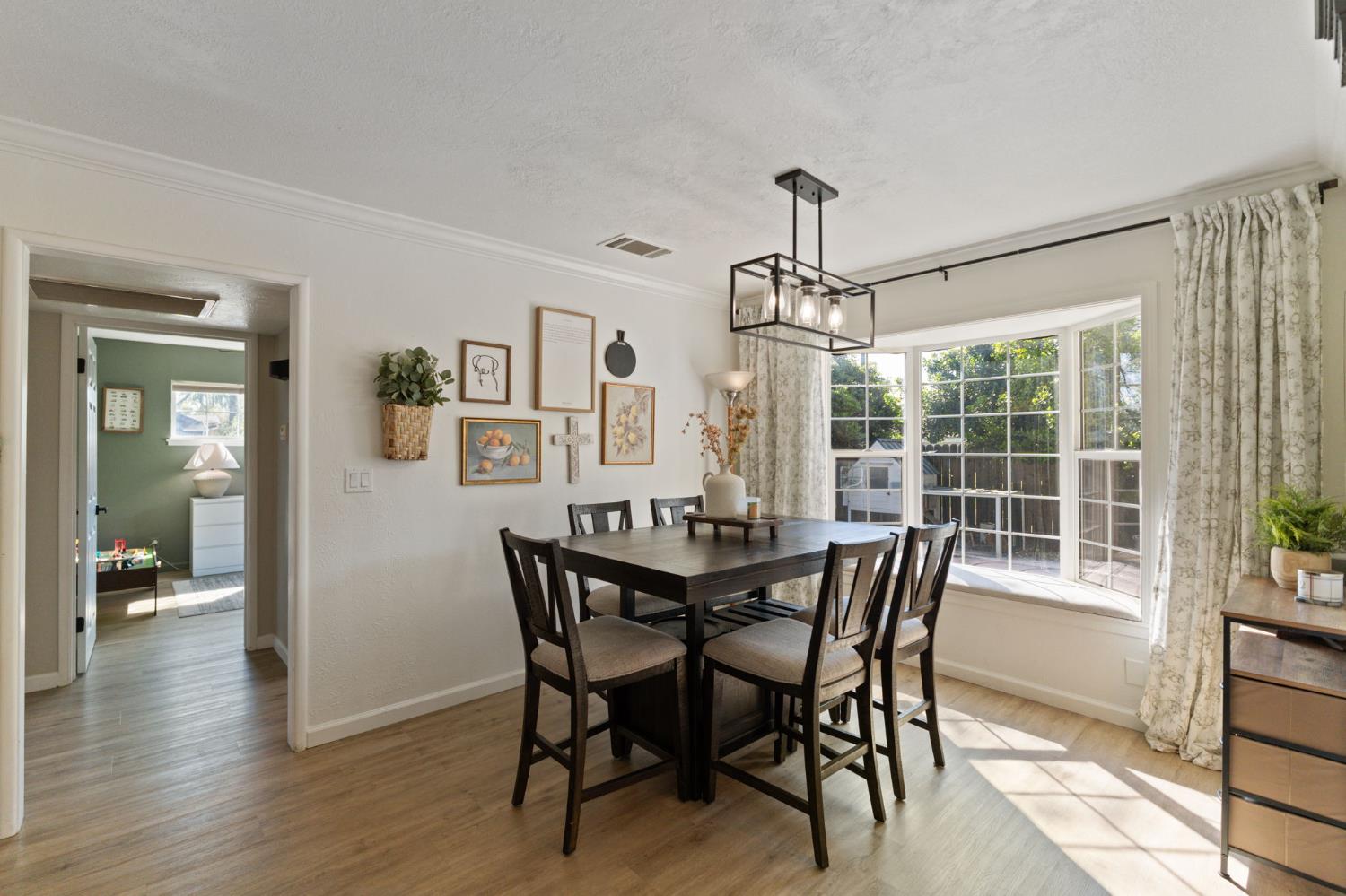 3144 E Sussex Way, Fresno, CA 93726