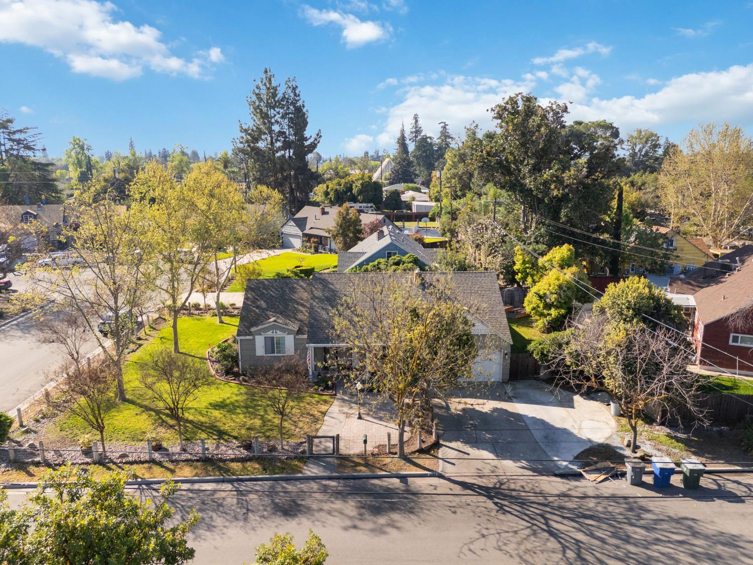 3144 E Sussex Way, Fresno, CA 93726