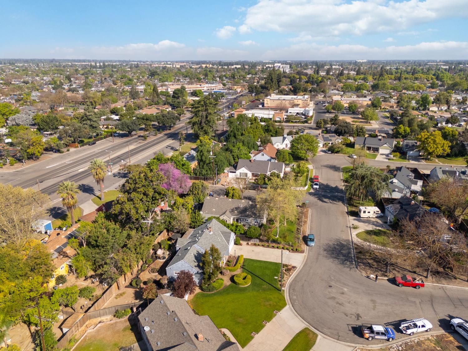 3144 E Sussex Way, Fresno, CA 93726