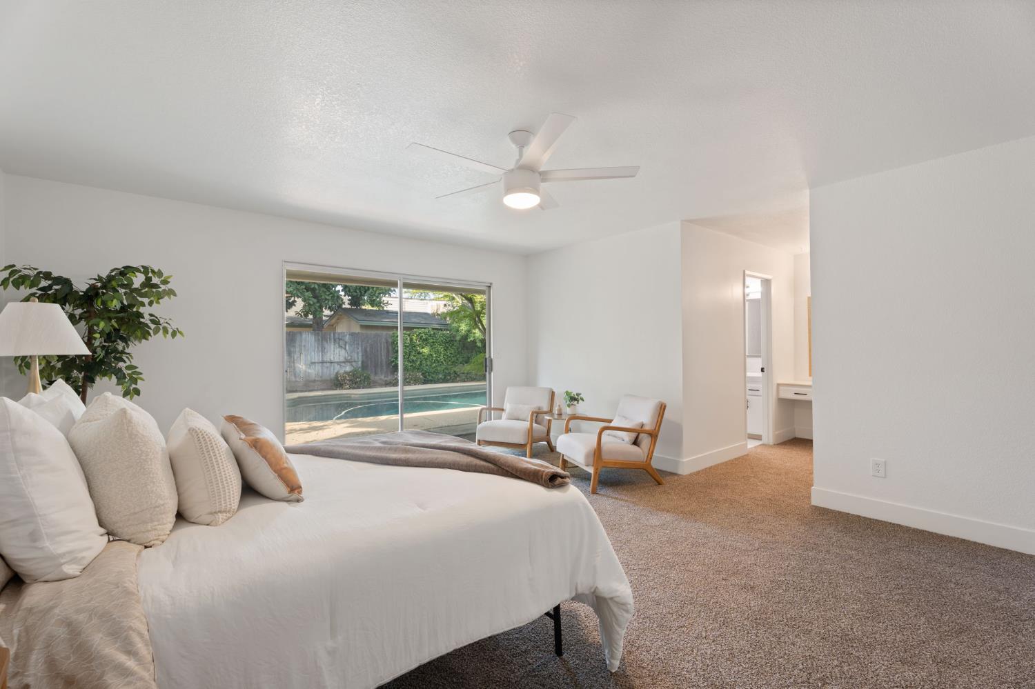 2740 W San Madele Ave, Fresno, CA 39711