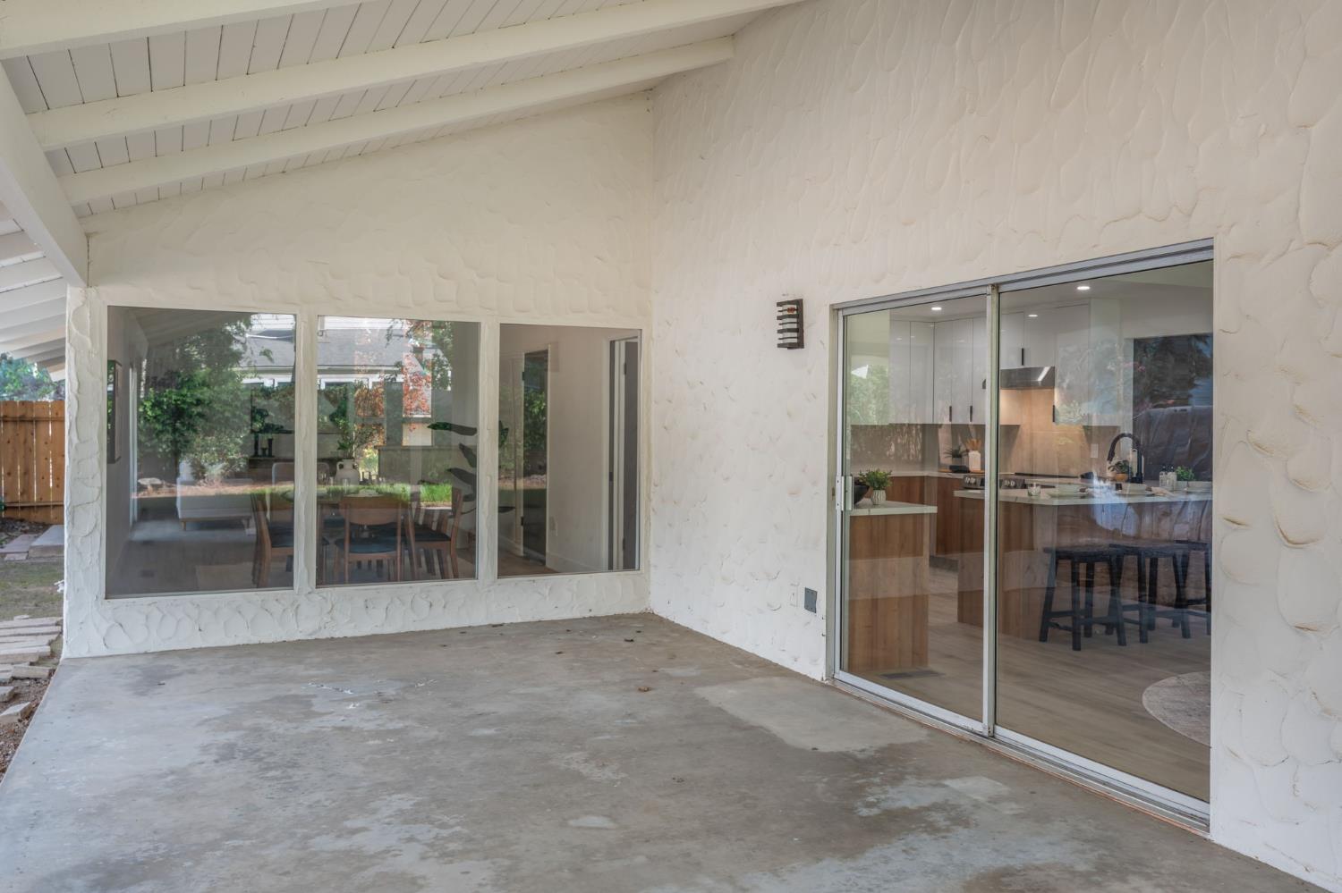 2740 W San Madele Ave, Fresno, CA 39711