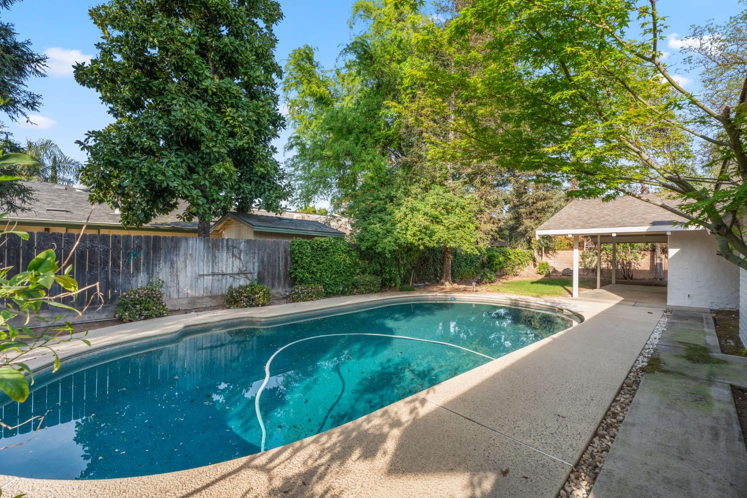 2740 W San Madele Ave, Fresno, CA 39711