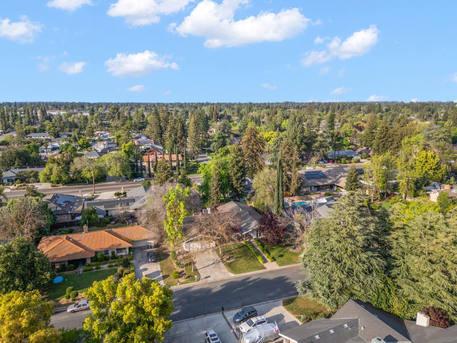 2740 W San Madele Ave, Fresno, CA 39711