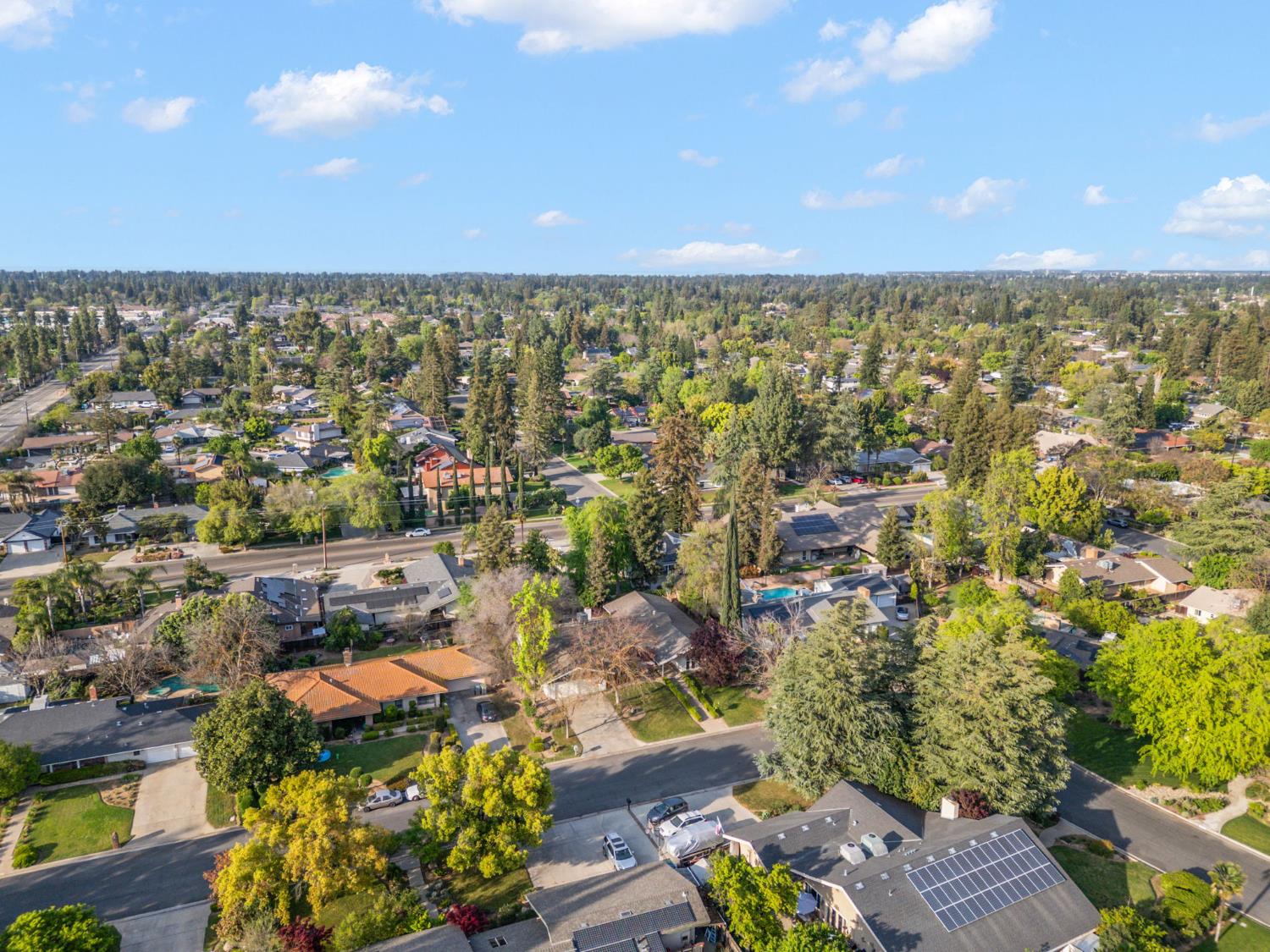 2740 W San Madele Ave, Fresno, CA 39711