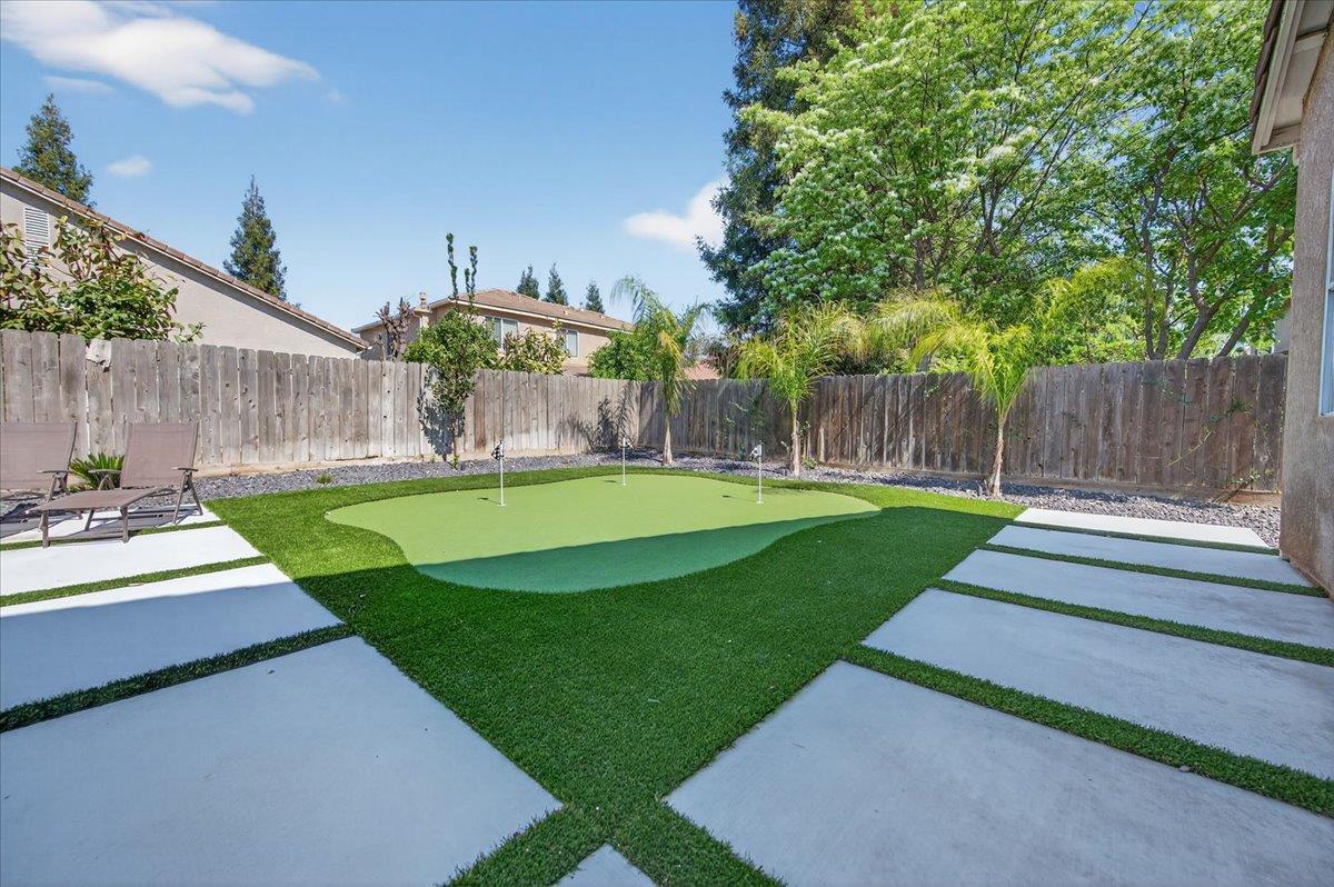 2776 E Muncie, Fresno, CA 93720