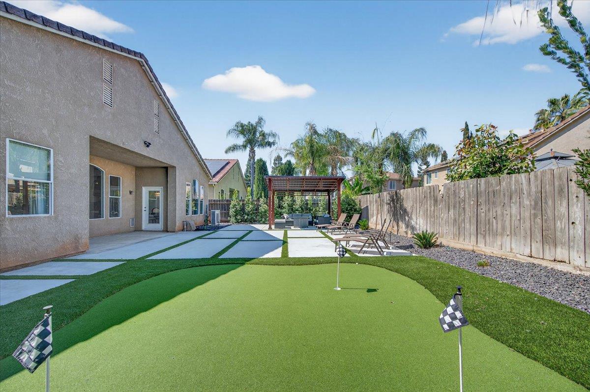 2776 E Muncie, Fresno, CA 93720