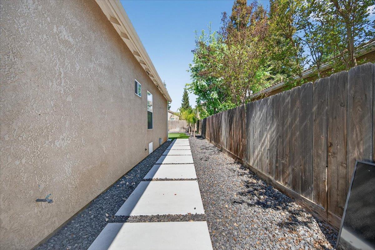 2776 E Muncie, Fresno, CA 93720